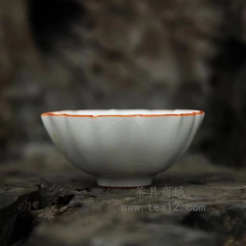 台湾溪陶坊铁胎汝器，养出来开片的茶器