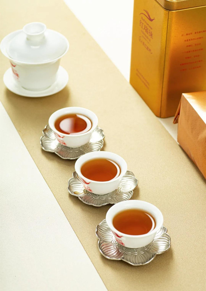 滇红茶红瑞徕金丰凤庆滇红工夫红茶